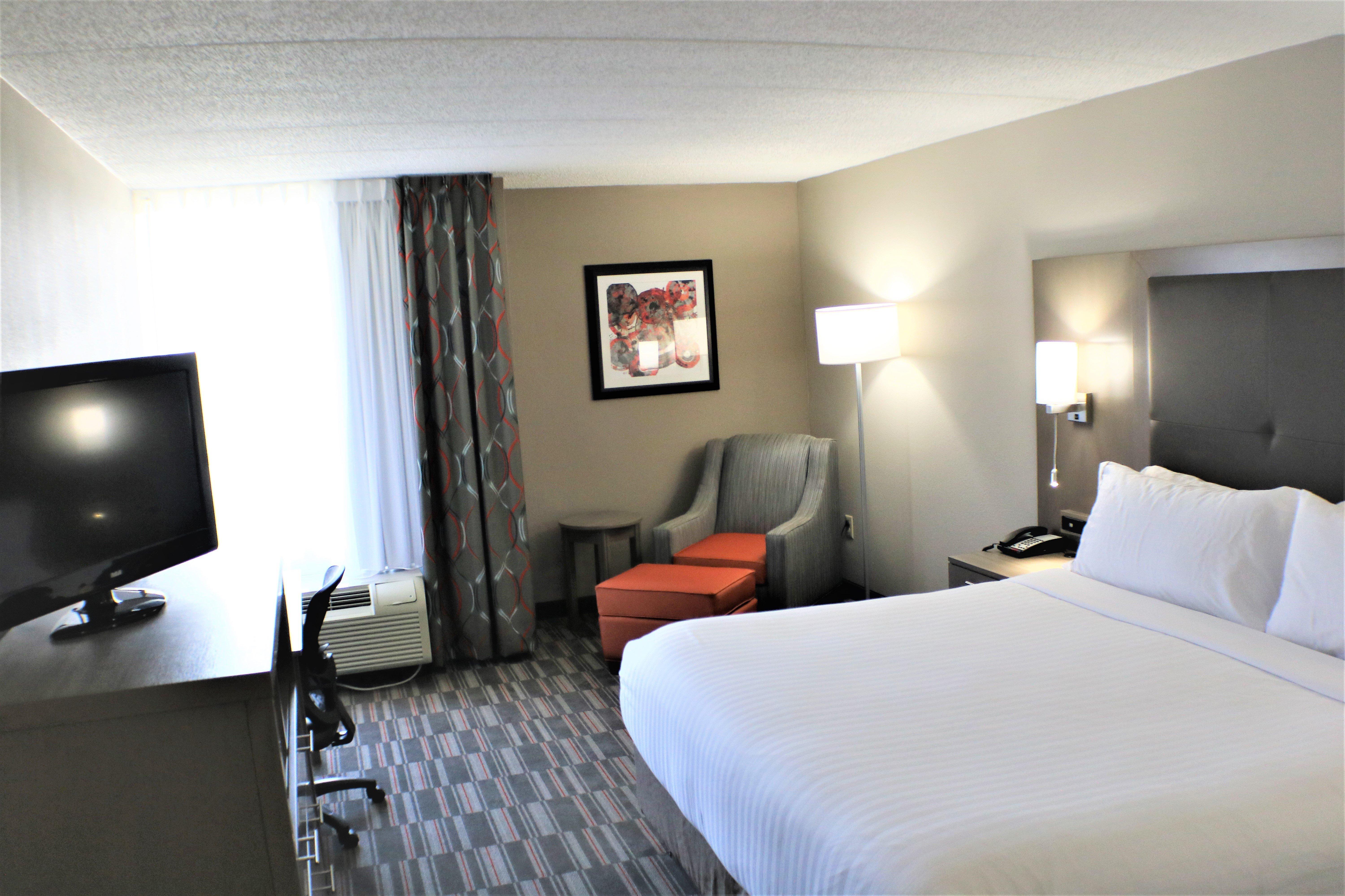 Holiday Inn Express Woodstock-Shenandoah Valley By Ihg Екстер'єр фото