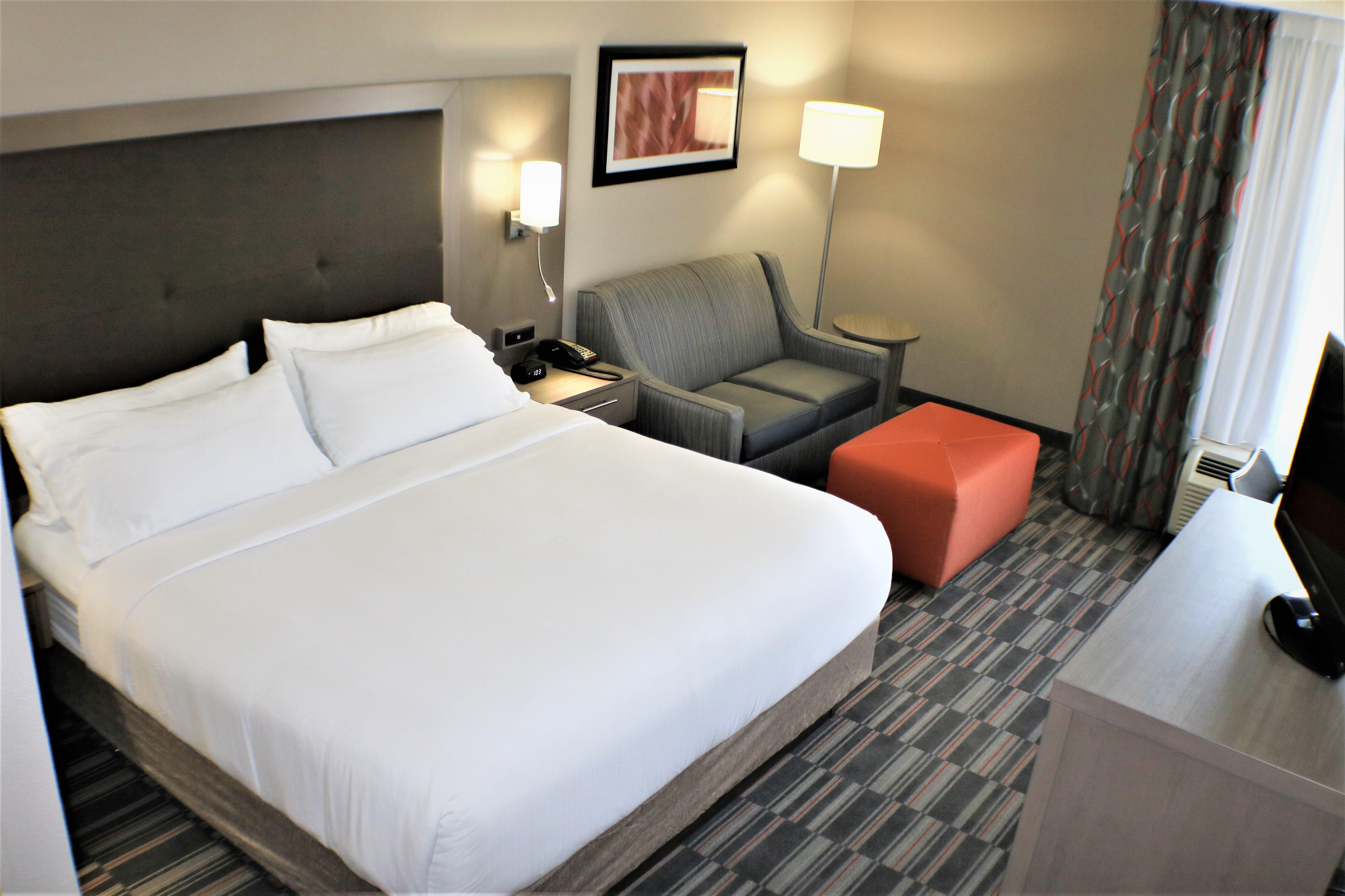 Holiday Inn Express Woodstock-Shenandoah Valley By Ihg Екстер'єр фото