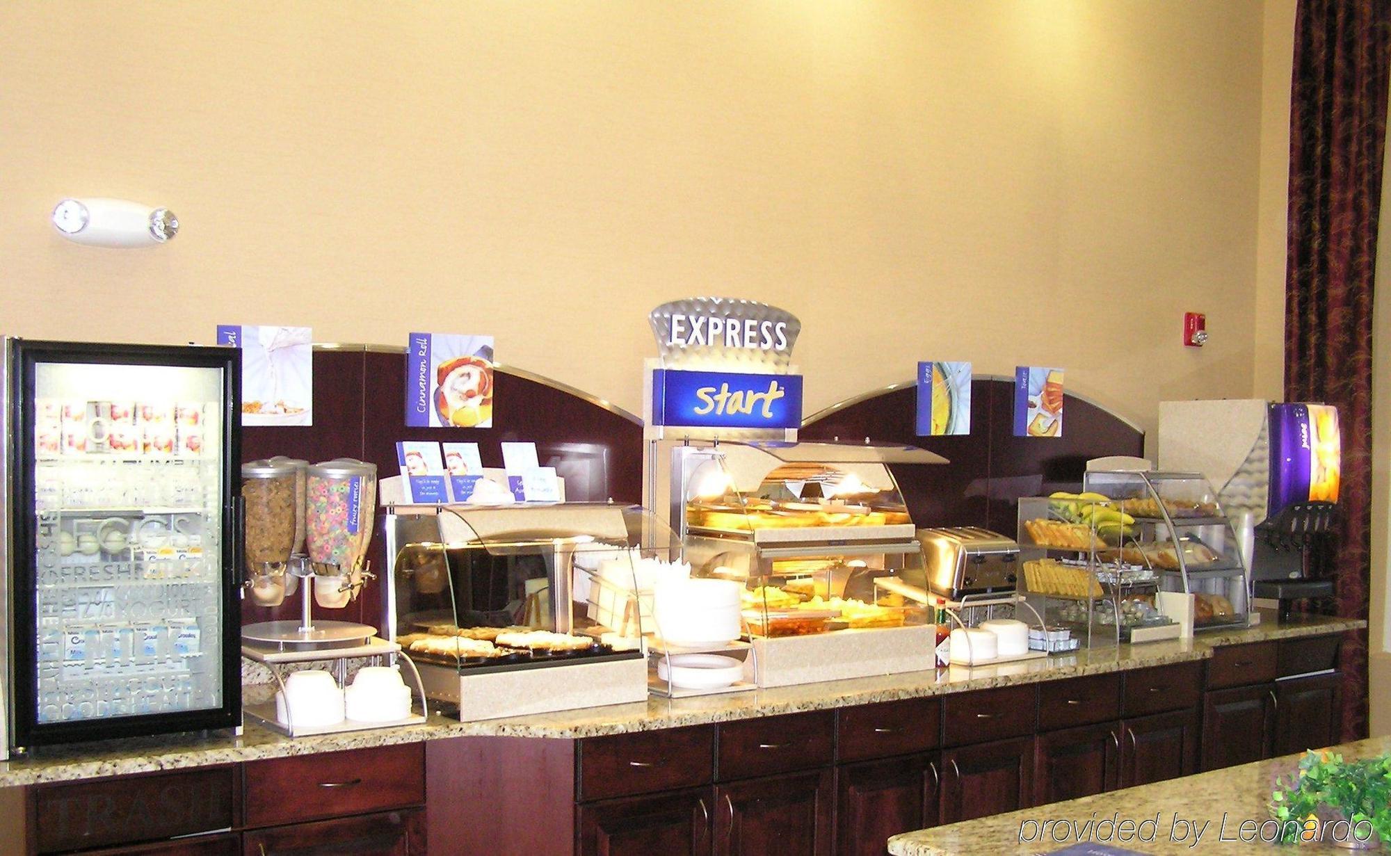 Holiday Inn Express Woodstock-Shenandoah Valley By Ihg Екстер'єр фото