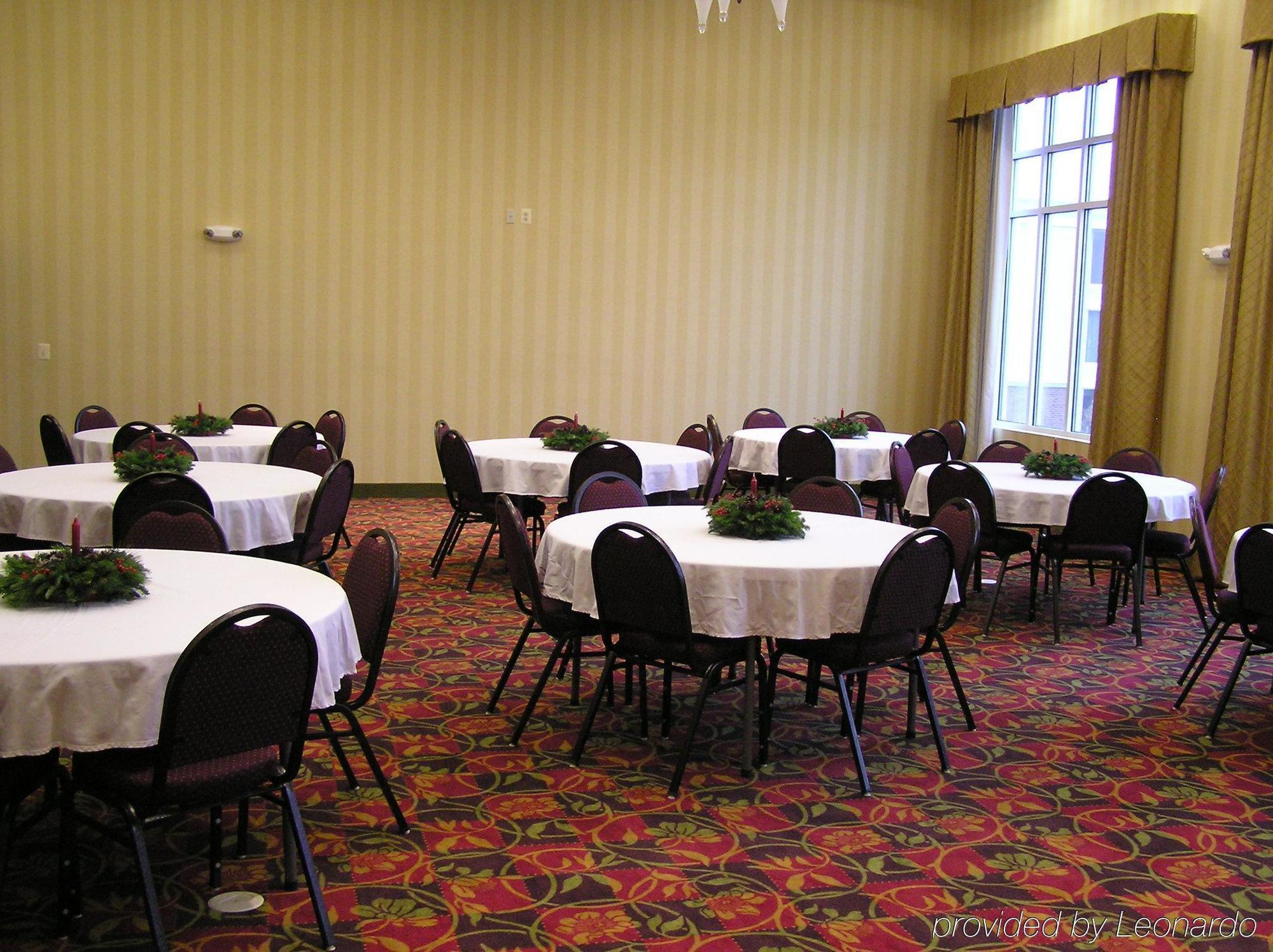 Holiday Inn Express Woodstock-Shenandoah Valley By Ihg Зручності фото