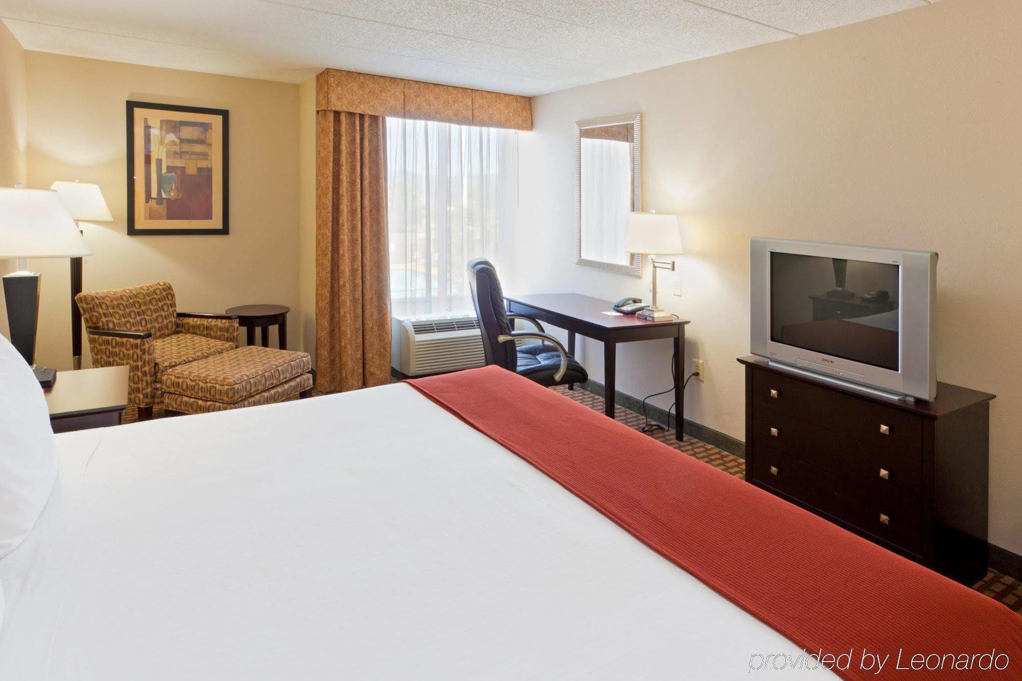 Holiday Inn Express Woodstock-Shenandoah Valley By Ihg Номер фото